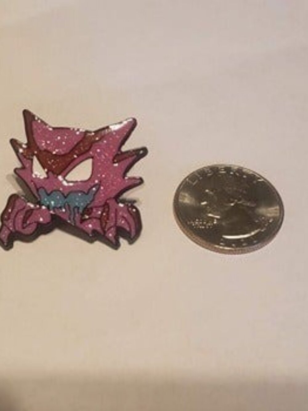 Glitter Haunter Pin: Pokémon Ghost Enamel Brooch - Picture 4 of 5